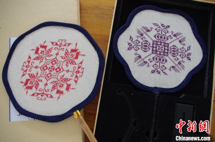 圖為制作完成的架花作品。　馮詩潔 攝