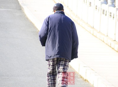 冬季氣候寒冷，容易誘使慢性病復(fù)發(fā)或加重