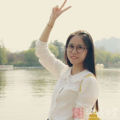 每個(gè)人身上都是帶有能量的，健康、積極、樂觀的人帶有正能量
