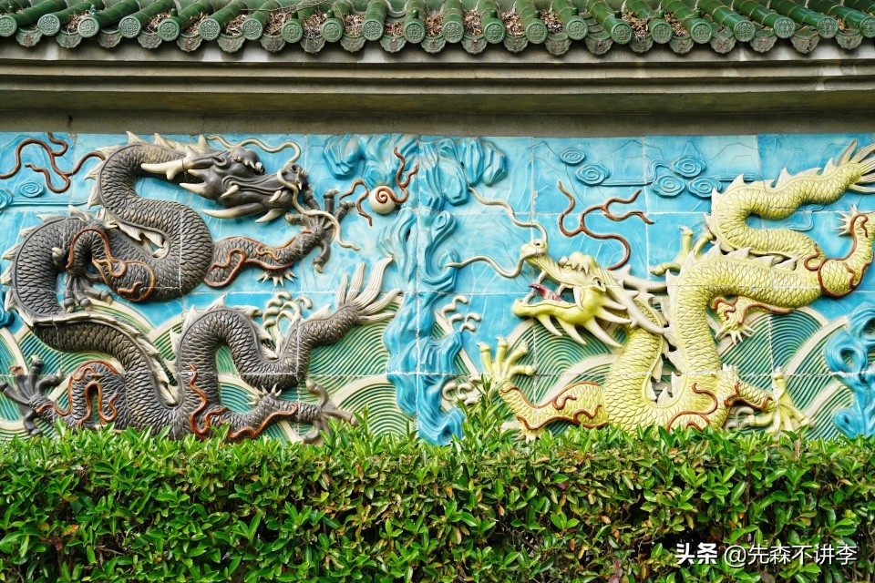 國內(nèi)有四座九龍壁，其中三座是傳世真品，而江蘇那座居然是高仿品