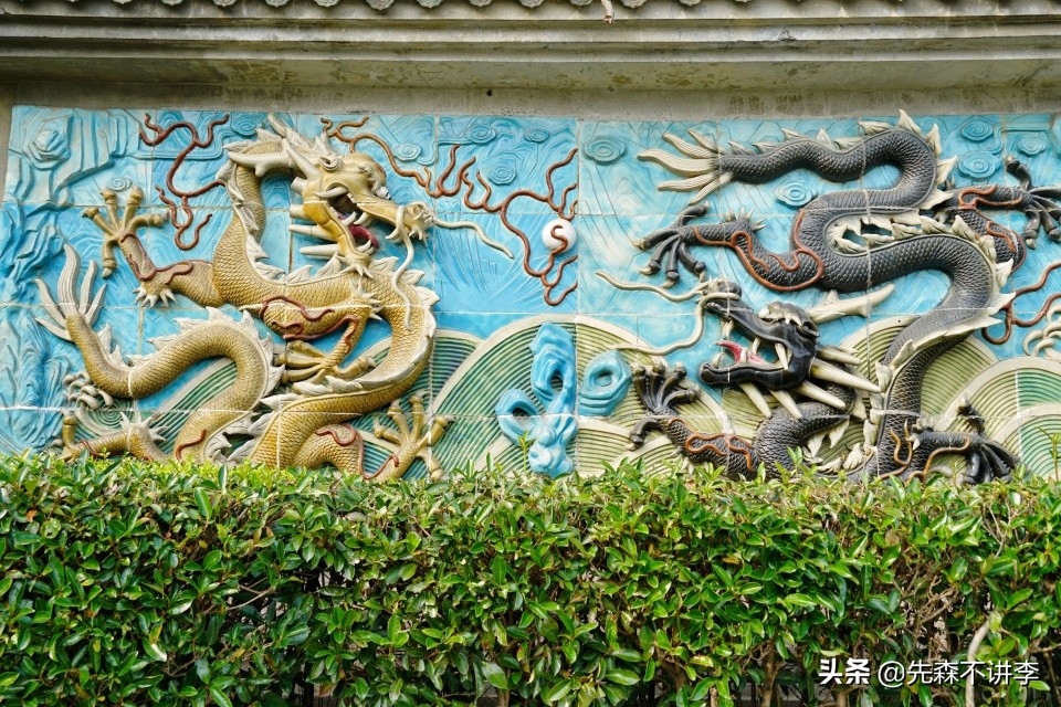 國內(nèi)有四座九龍壁，其中三座是傳世真品，而江蘇那座居然是高仿品