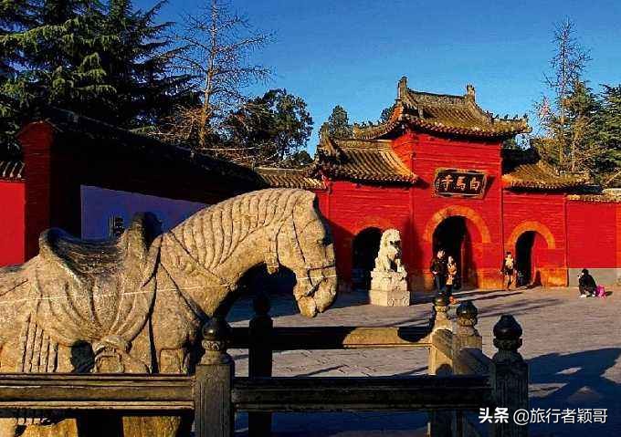 我國(guó)最著名的十大寺廟，各個(gè)叫人驚嘆與折服