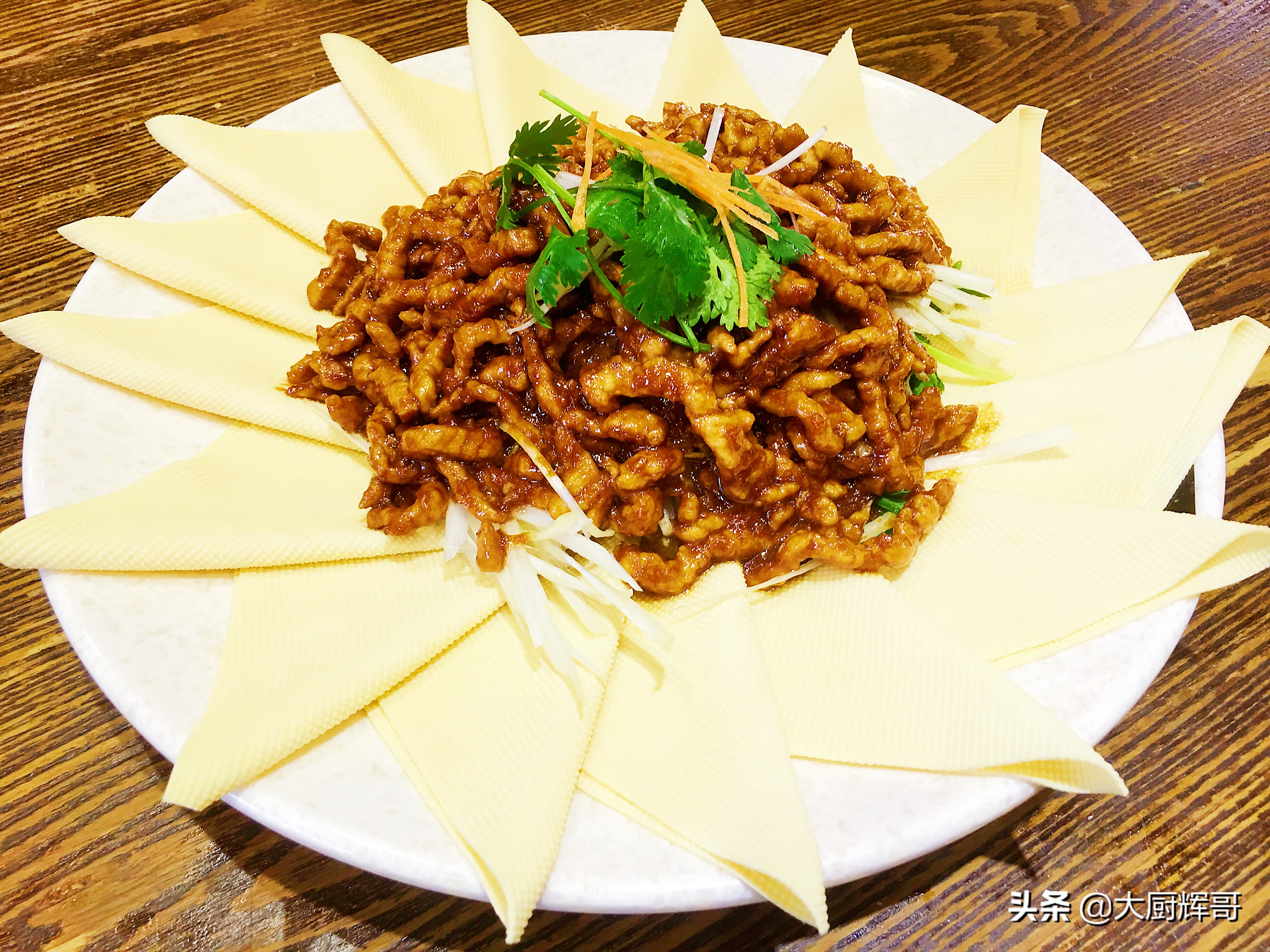 炒好京醬肉絲并不難，記住大廚的訣竅“3要3不要”，難怪它好吃