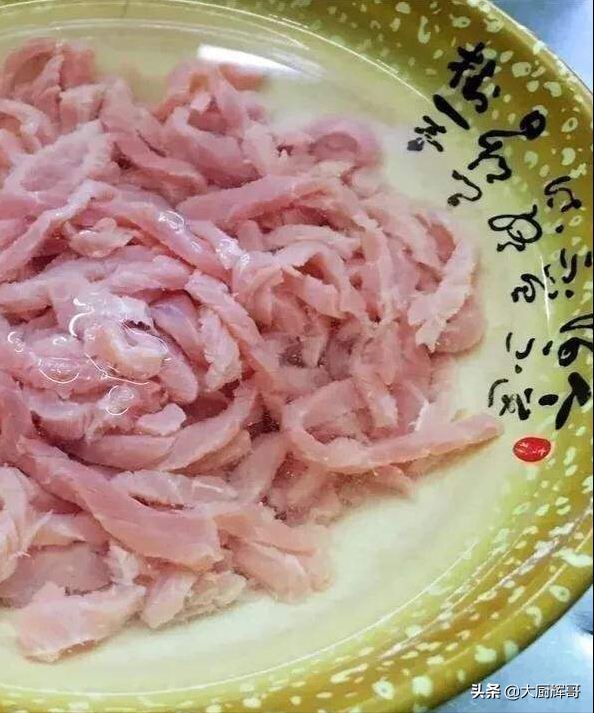 炒好京醬肉絲并不難，記住大廚的訣竅“3要3不要”，難怪它好吃