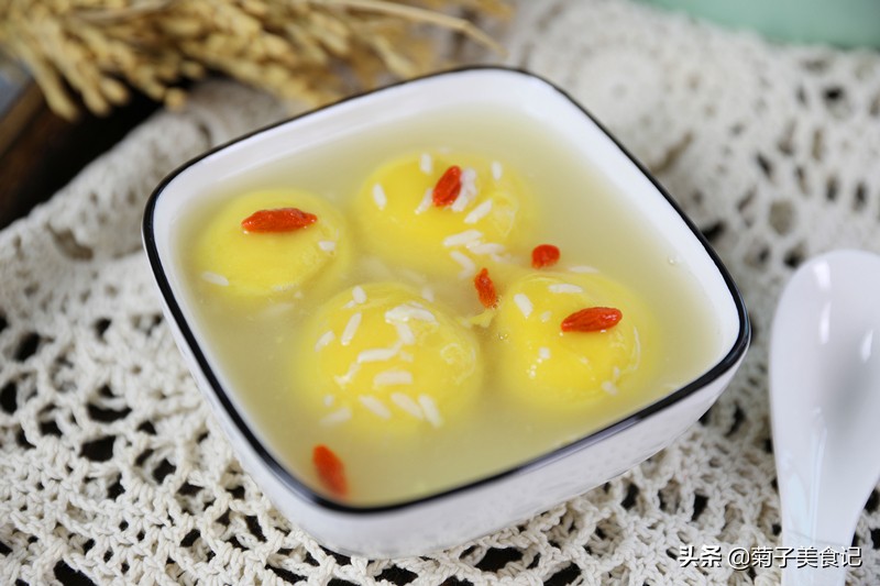 正月十五鬧元宵，這些習(xí)俗別忘了，賞燈賞月吃湯圓，老傳統(tǒng)不能丟