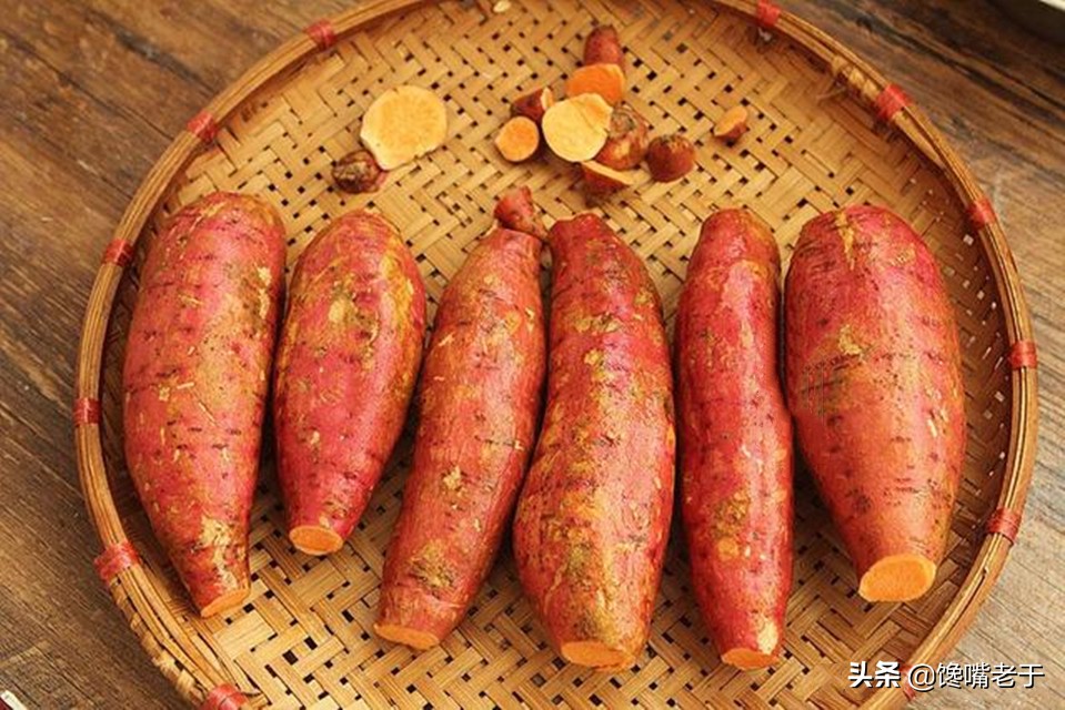 蒸紅薯時(shí)：切記直接上鍋蒸，牢記這3點(diǎn)，紅薯熟得快，味道更香甜