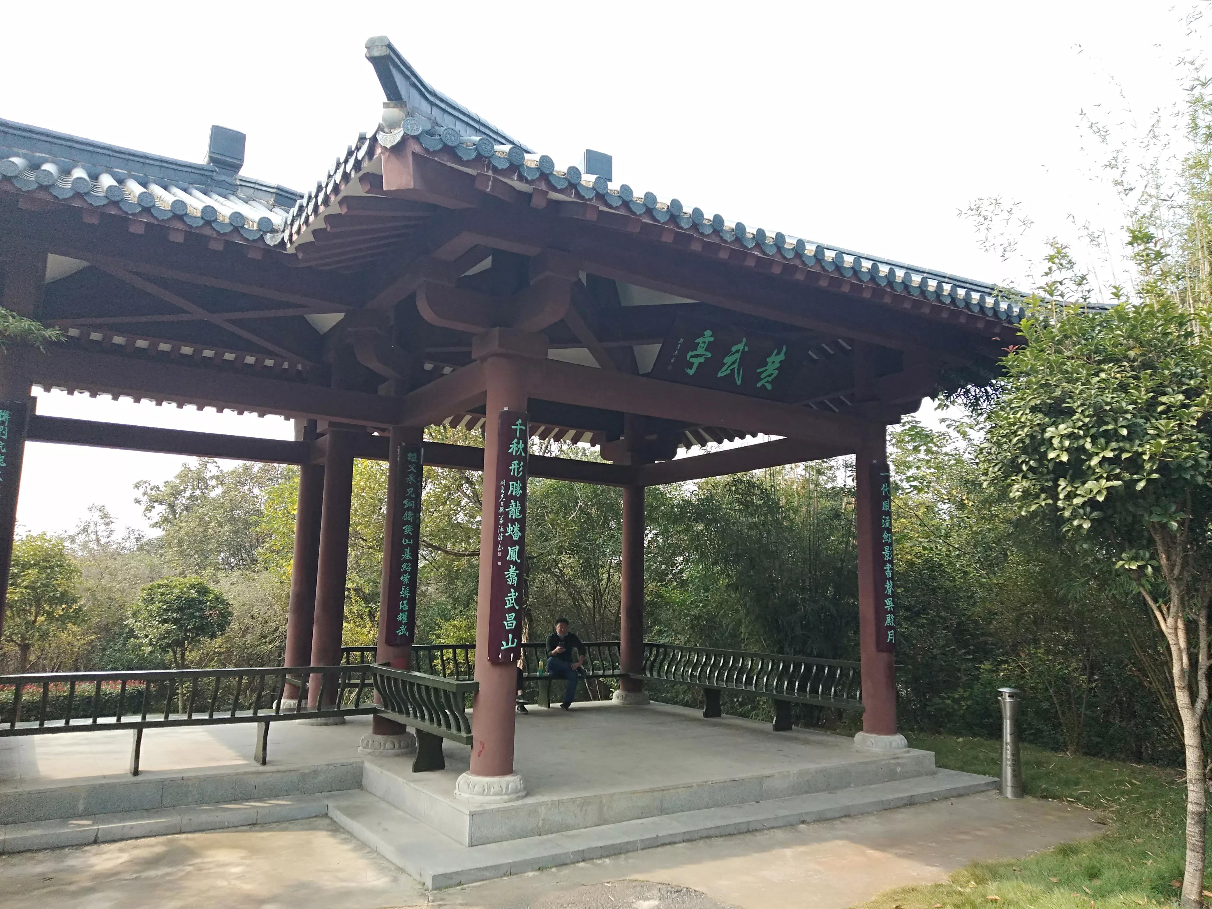 層次越低的人，越喜歡把時間花在這4件事上
