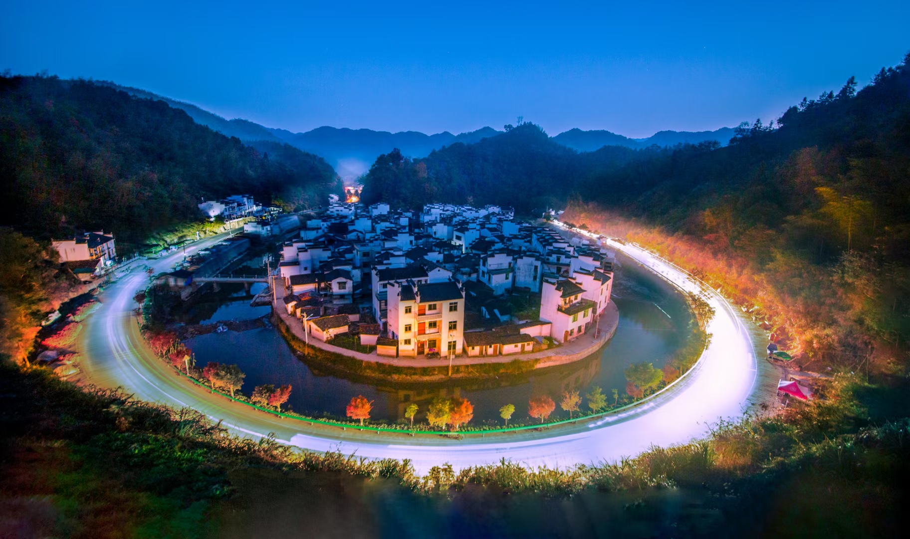 江西深山發(fā)現(xiàn)中國(guó)最圓的古村，為千年前南唐國(guó)師建造，遠(yuǎn)看似八卦