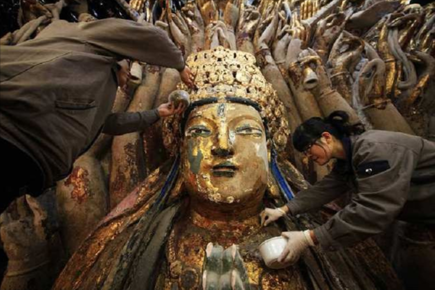 重慶一“千手觀音”發(fā)現(xiàn)“機(jī)關(guān)暗格”，內(nèi)部大有乾坤！創(chuàng)下新歷史